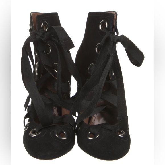Amazing Alaïa Ankle Boots - Run Small - Picture 3 of 9